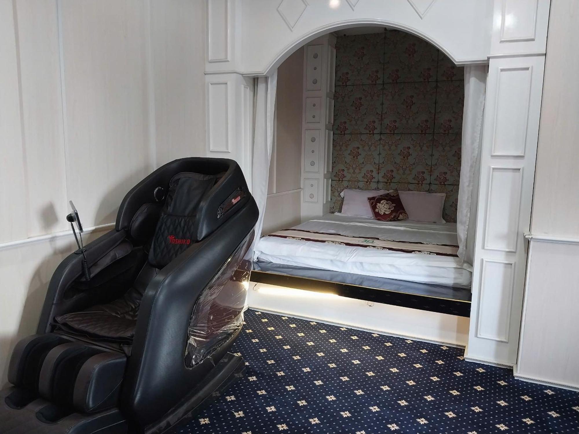 Nhat Quy Hotel شينينغ المظهر الخارجي الصورة